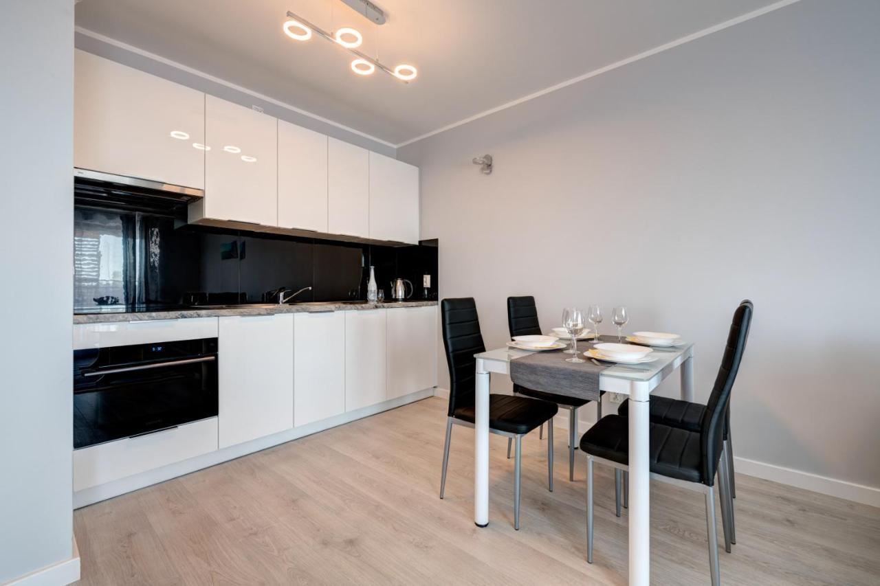 Live & Travel Apartments - Waterlane Island Danzig Exterior foto