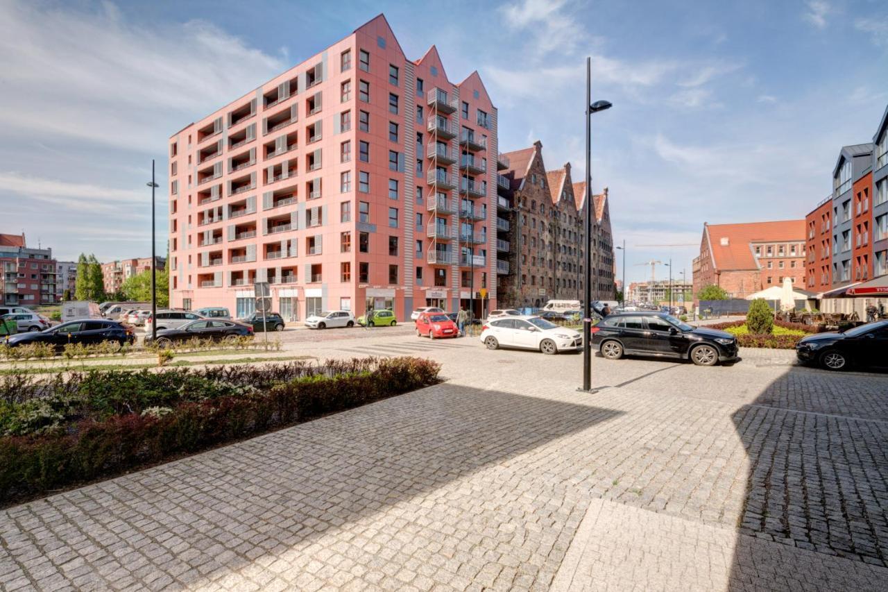 Live & Travel Apartments - Waterlane Island Danzig Exterior foto